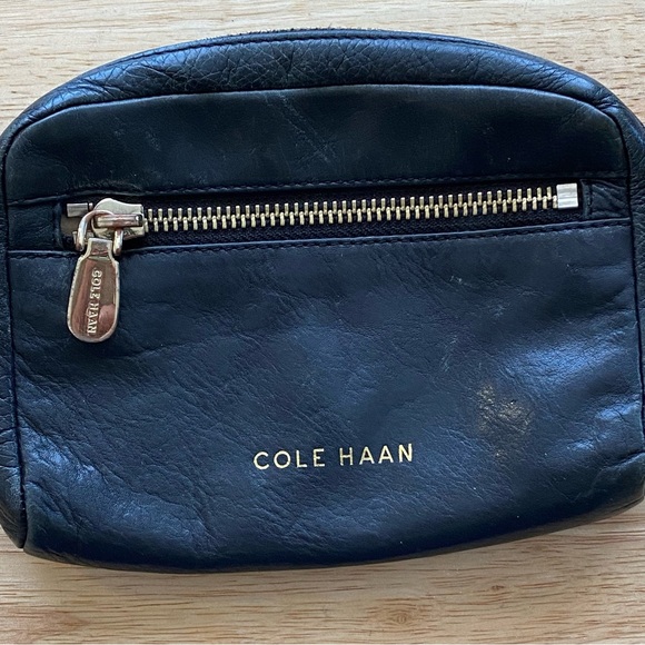 Cole Haan Black Leather Wristlet Handbag Wallet Mini Bag Cellphone Holder - Picture 3 of 7